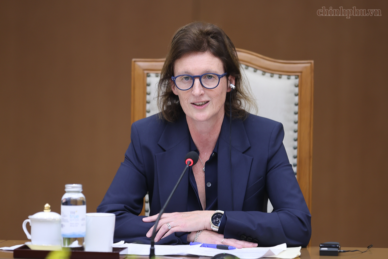 Bà Fiona Bassett, Tổng Giám đốc điều hành Tổ chức FTSE Russell phát biểu tại buổi tiếp - Ảnh: chinhphu.vn/Nhật Bắc