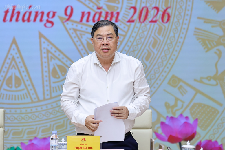 Đồng chí Phạm Gia Túc, Ủy viên Bộ Chính trị, Phó Bí thư Thường trực Đảng ủy Chính phủ, Phó Thủ tướng Thường trực Chính phủ phát biểu tại Hội nghị - Ảnh: chinhphu.vn/Nhật Bắc

