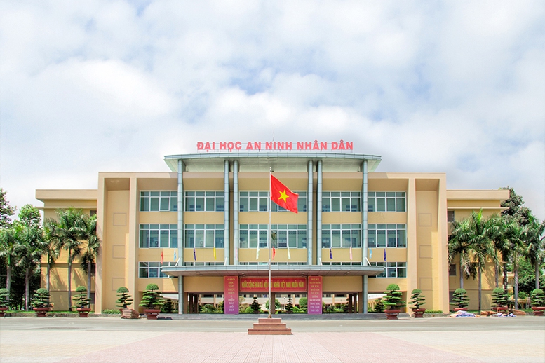 Sáp nhập Trường Đại học An ninh nhân dân và các tổ chức trực thuộc vào Học viện An ninh nhân dân để thành lập Phân hiệu của Học viện An ninh nhân dân tại Thành phố Hồ Chí Minh.