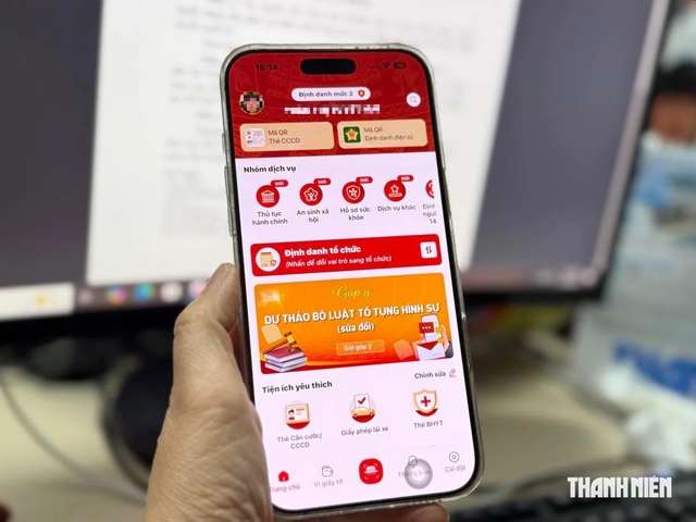 Hướng dẫn 5 bước đăng ký nhận lương hưu qua ứng dụng VNeID.

ẢNH: THU HẰNG

