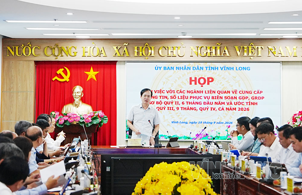 Đồng chí Trần Trí Quang- Phó Bí thư Tỉnh ủy, Chủ tịch UBND tỉnh phát biểu kết luận buổi làm việc.