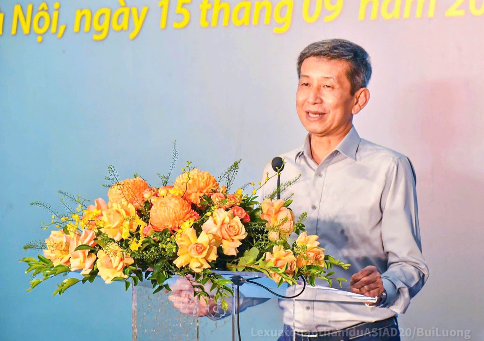 Cục trưởng Cục TDTT Việt Nam Nguyễn Danh Hoàng Việt chúc đoàn lên đường may mắn.

Ảnh: Thái Dương

