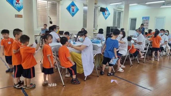 Đề xuất chính sách khuyến khích, thưởng đối với tập thể, cá nhân thực hiện tốt công tác dân số