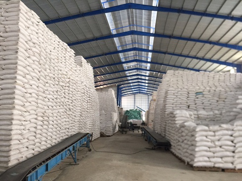 Quy định về nhập, xuất hàng dự trữ quốc gia.