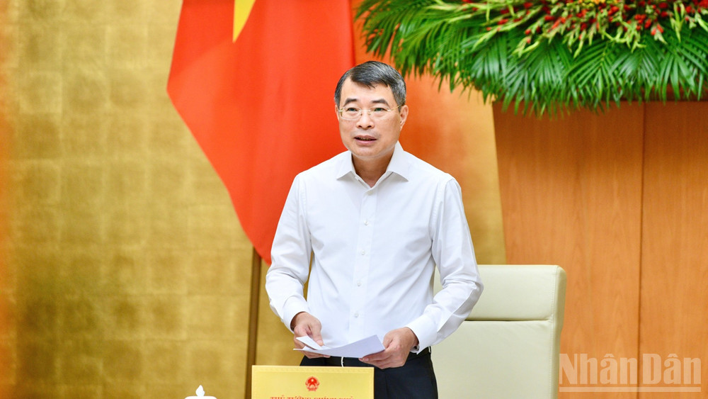 Thủ tướng Lê Minh Hưng nhấn mạnh yêu cầu xuyên suốt là thể chế phải đi trước một bước, mở đường cho phát triển; quyết tâm xử lý triệt để các chồng chéo, bất cập. (Ảnh: THANH GIANG)