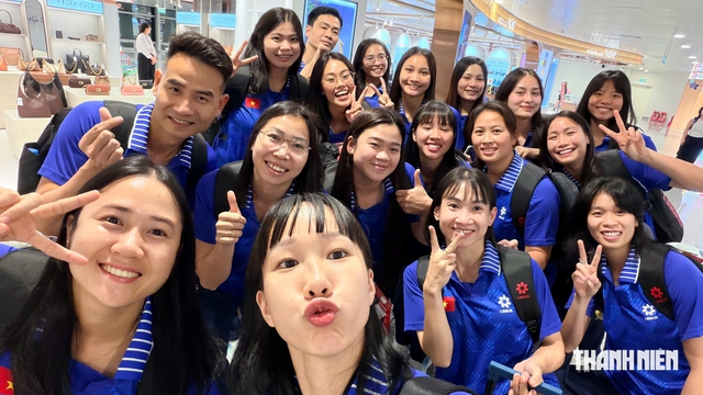 Các VĐV bóng ném nữ tự tin gặp Hồng Kông. ẢNH: Đ.K