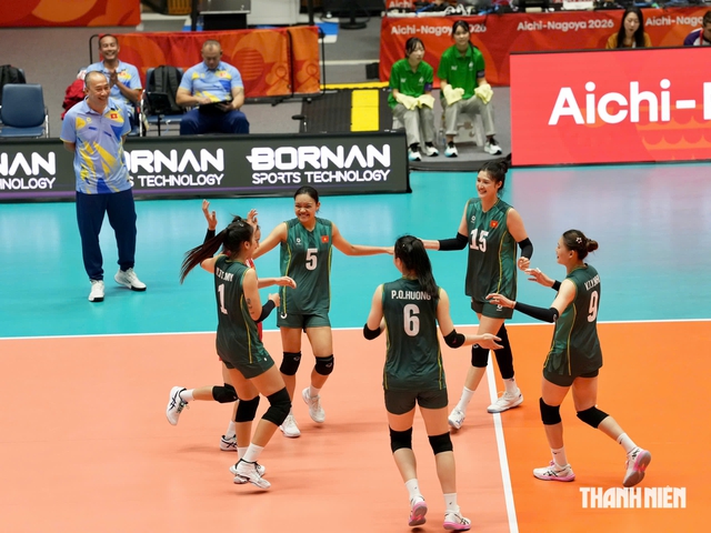 Đội tuyển bóng chuyền nữ Việt Nam xếp hạng 7 chung cuộc ở ASIAD 20 sau chiến thắng trước Kazakhstan.
ẢNH: ĐỘC LẬP