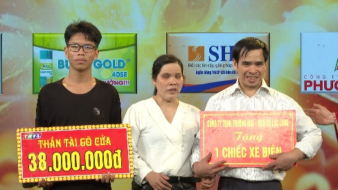 Những phần quà thiết thực và số vốn kịp thời.