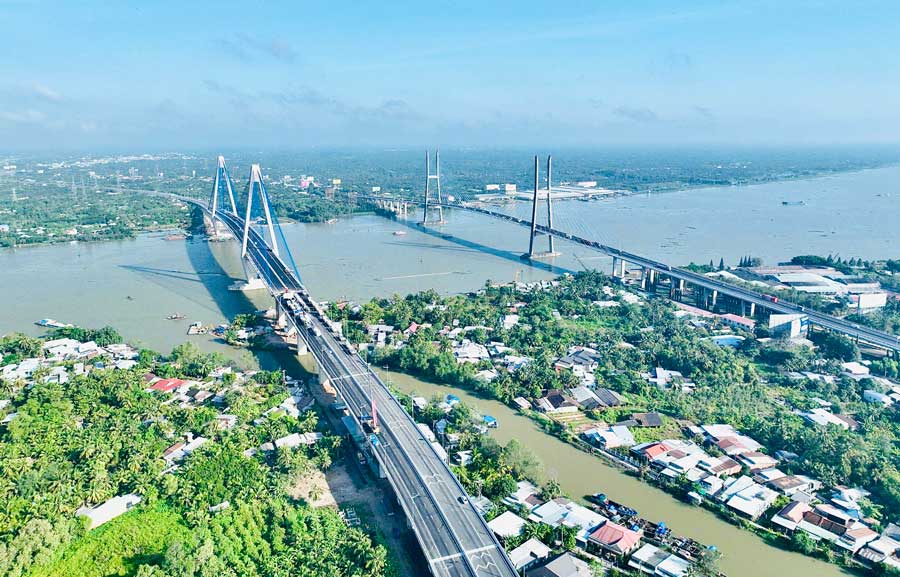 Cao tốc Mỹ Thuận - Cần Thơ đoạn qua tỉnh Vĩnh Long.
