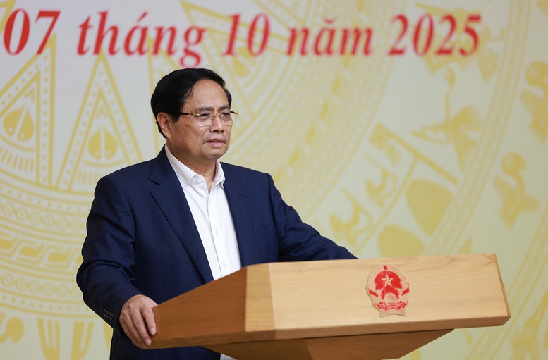 Thủ tướng đánh giá cao tinh thần làm việc nghiêm túc của các bộ, ngành, địa phương trong thúc đẩy, tháo gỡ thẻ vàng IUU- Ảnh: VGP/Nhật Bắc