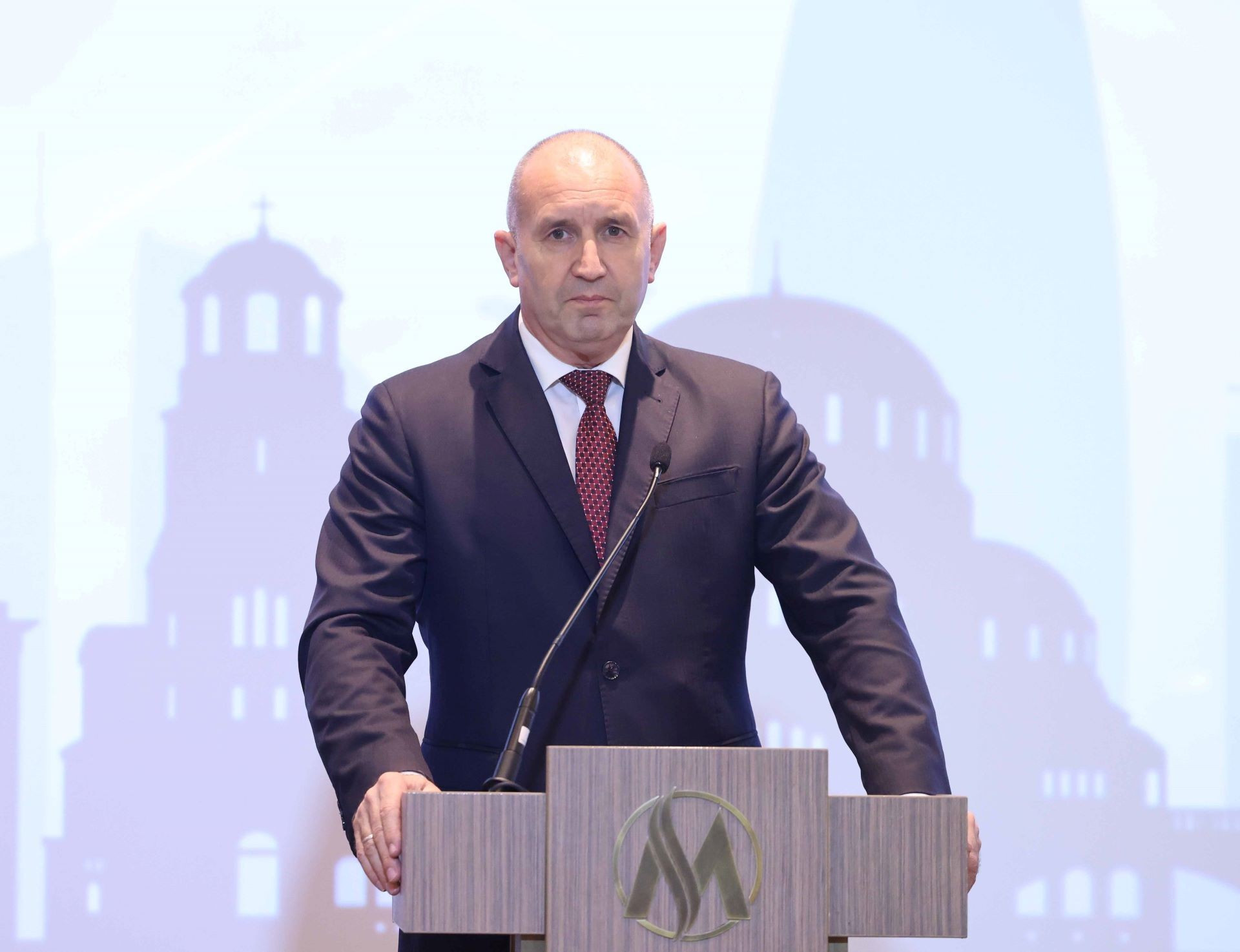 Tổng thống Bulgaria Rumen Radev phát biểu tại Diễn đàn Doanh nghiệp Việt Nam-Bulgaria. (Ảnh: Thống Nhất/TTXVN)