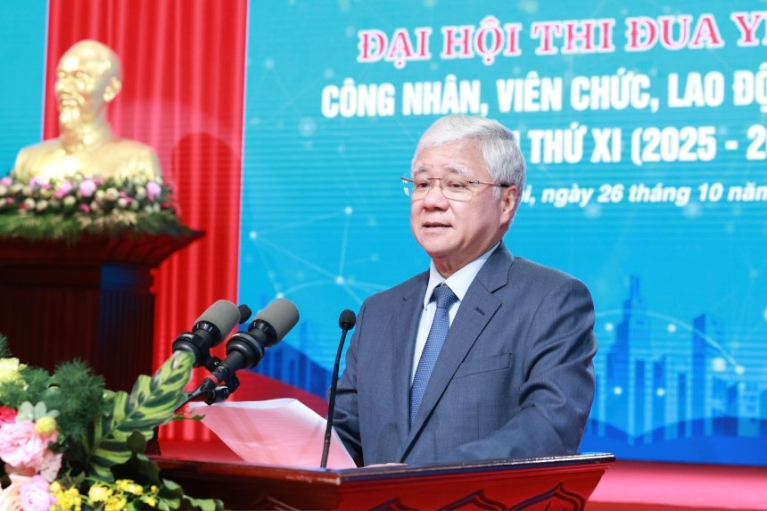 Ông Đỗ Văn Chiến - Ủy viên Bộ Chính trị, Bí thư Trung ương Đảng, Bí thư Đảng ủy MTTQ, các đoàn thể Trung ương, Chủ tịch Ủy ban Trung ương MTTQ Việt Nam - phát biểu chỉ đạo.