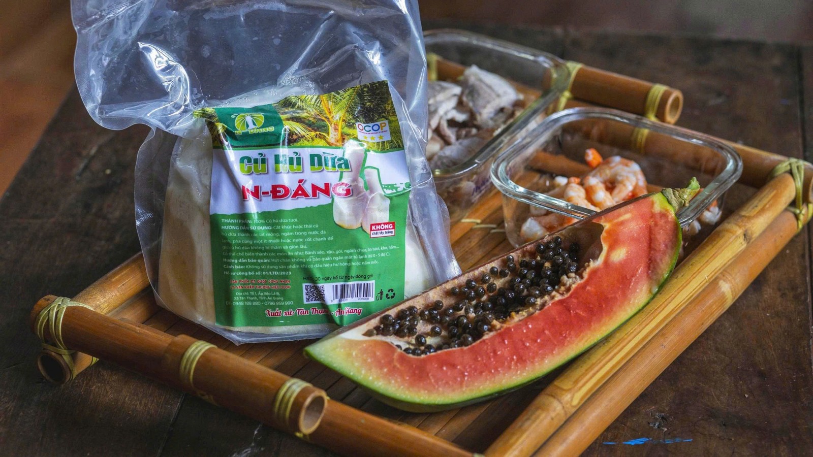 Củ hủ dừa tươi được đóng gói thành đặc sản OCOP.
