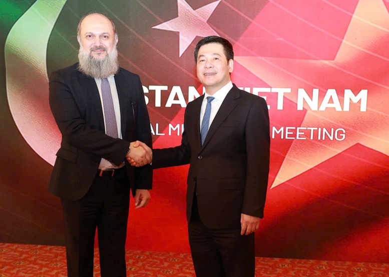 Bộ trưởng Nguyễn Hồng Diên hội đàm với Bộ trưởng Bộ Thương mại Pakistan Jam Kamal Khan

