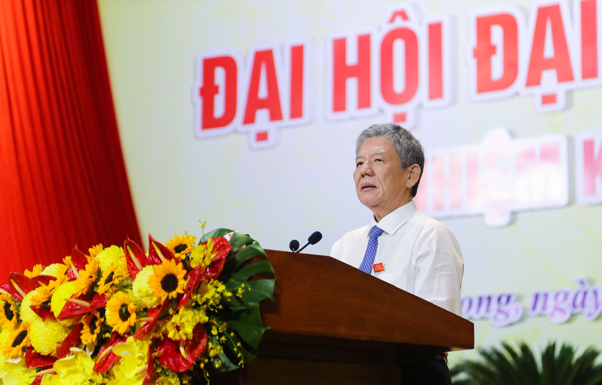 Đồng chí Ngô Chí Cường- Bí thư Tỉnh ủy phát biểu tại Phiên trù bị đại hội.
