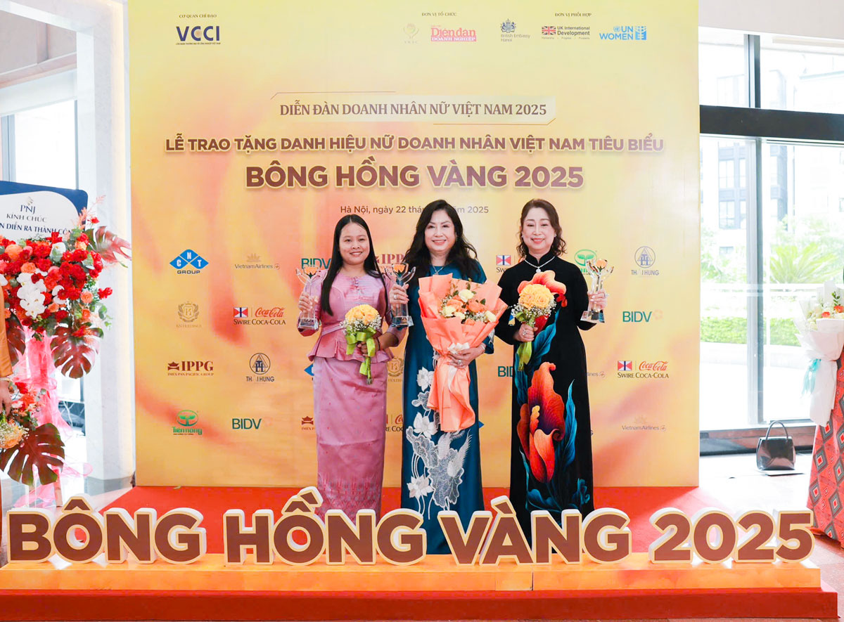 3 nữ DN tiêu biểu Vĩnh Long được tôn vinh “Nữ doanh nhân Việt Nam tiêu biểu- Bông hồng Vàng” năm 2025.