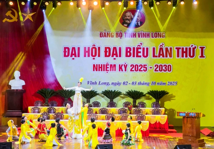 Tổng duyệt, góp ý chương trình nghệ thuật chào mừng thành công Đại hội đại biểu Đảng bộ tỉnh