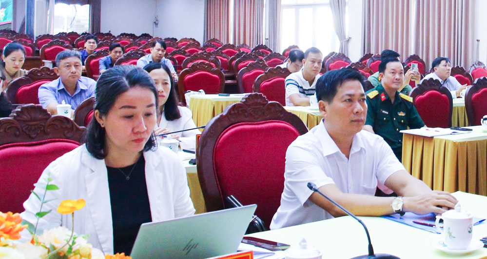 Đại biểu tham dự hội nghị.