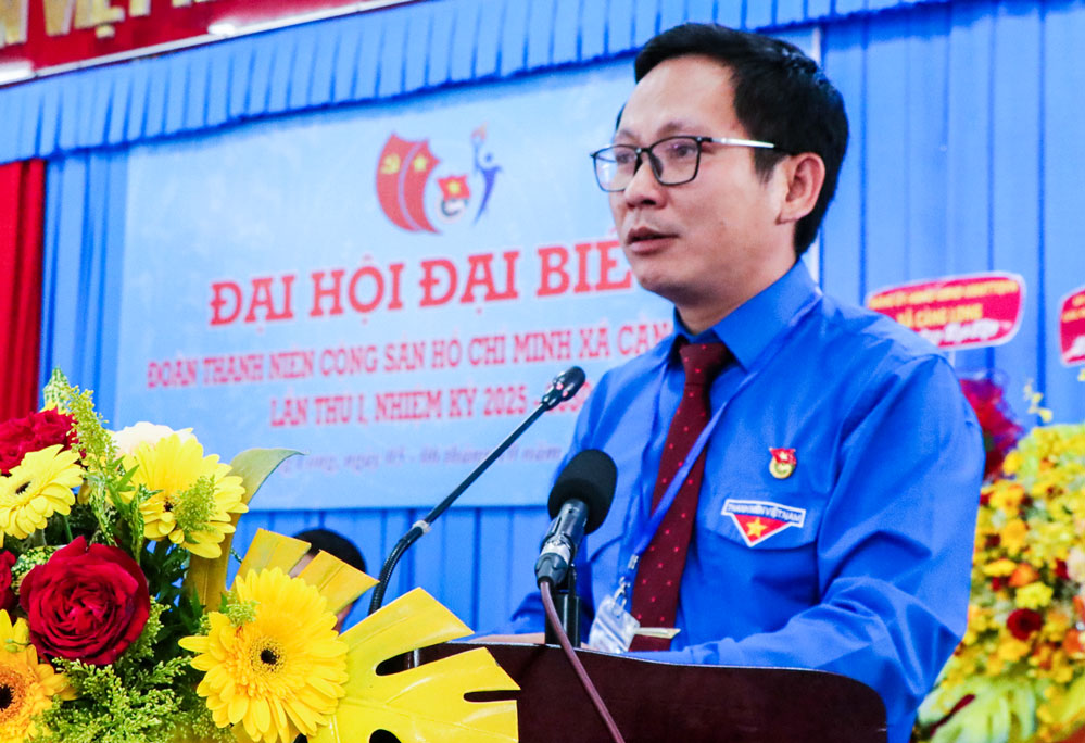 Đồng chí Trần Trí Cường- Bí thư Tỉnh Đoàn phát biểu tại Đại hội.