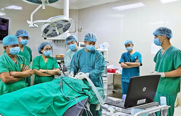 Kỹ thuật đốt sóng cao tần trong điều trị bướu giáp lành tính