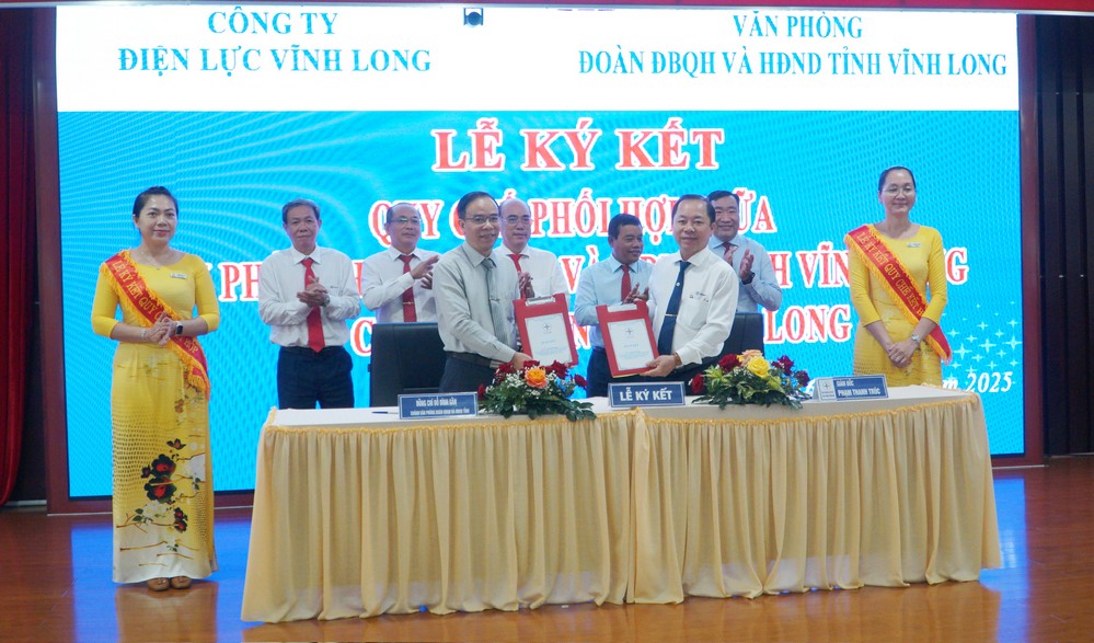 Công ty Điện lực Vĩnh Long và Văn phòng Đoàn ĐBQH- HĐND tỉnh ký kết Quy chế phối hợp.
