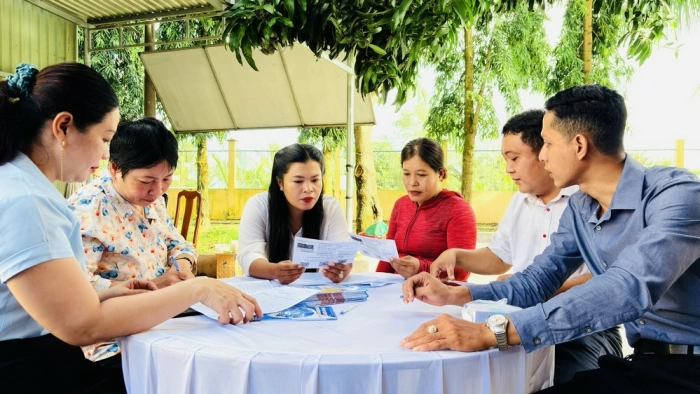 200 người lao động tham gia phiên giao dịch việc làm để tìm việc, học nghề