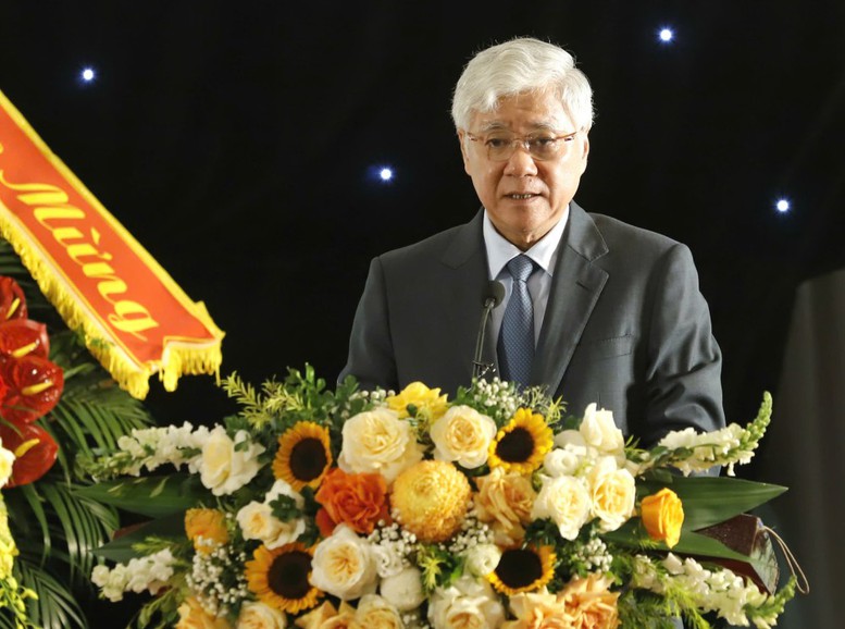 Đồng chí Đỗ Văn Chiến - Ủy viên Bộ Chính trị, Bí thư Trung ương Đảng, Bí thư Đảng đoàn, Chủ tịch Ủy ban Trung ương Mặt trận Tổ quốc Việt Nam - phát biểu tại lễ kỷ niệm. Ảnh: Phạm Hưng