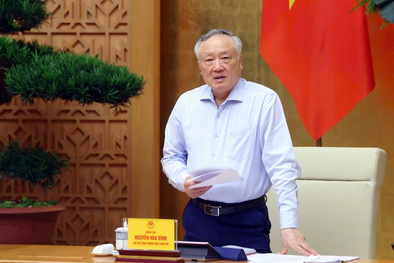 Phó Thủ tướng Thường trực Chính phủ Nguyễn Hòa Bình nhấn mạnh, cuộc họp thống nhất với đề xuất cần tích hợp 3 chương trình thành 1 chương trình - Ảnh: VGP/Nguyễn Hoàng

