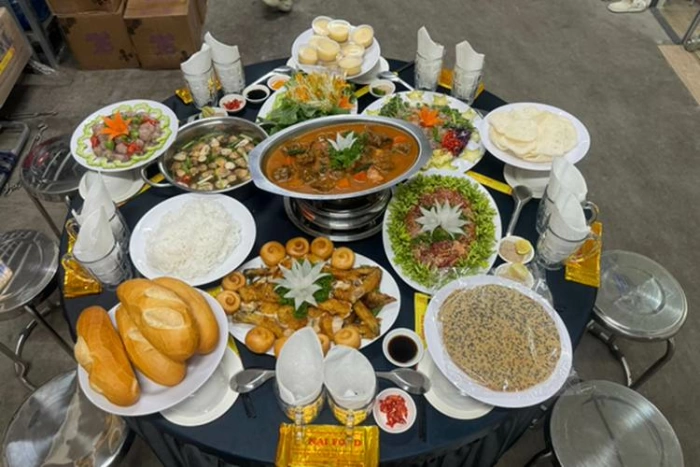 Top 15+ Thực đơn các món ăn đãi tiệc đám hỏi ngon hấp dẫn