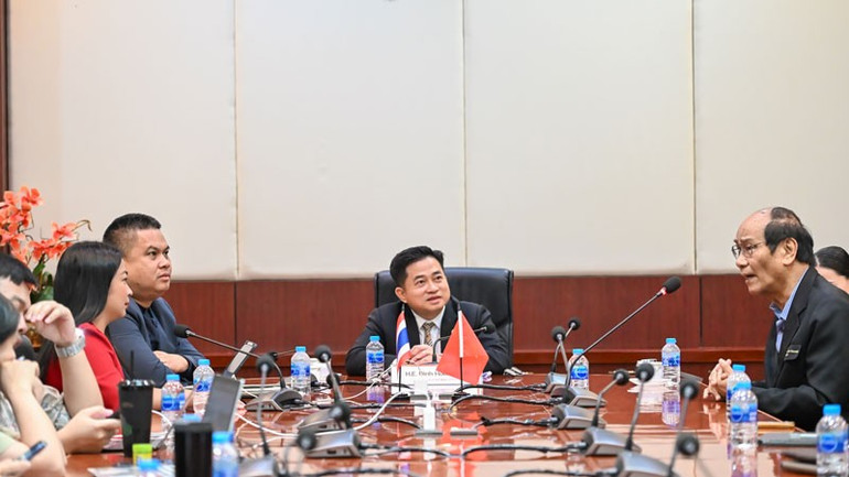 Các đại biểu thảo luận về triển vọng phát triển của Việt Nam. (Ảnh: CTV)