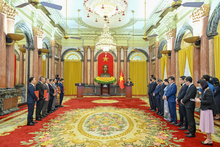 Toàn cảnh buổi lễ.

