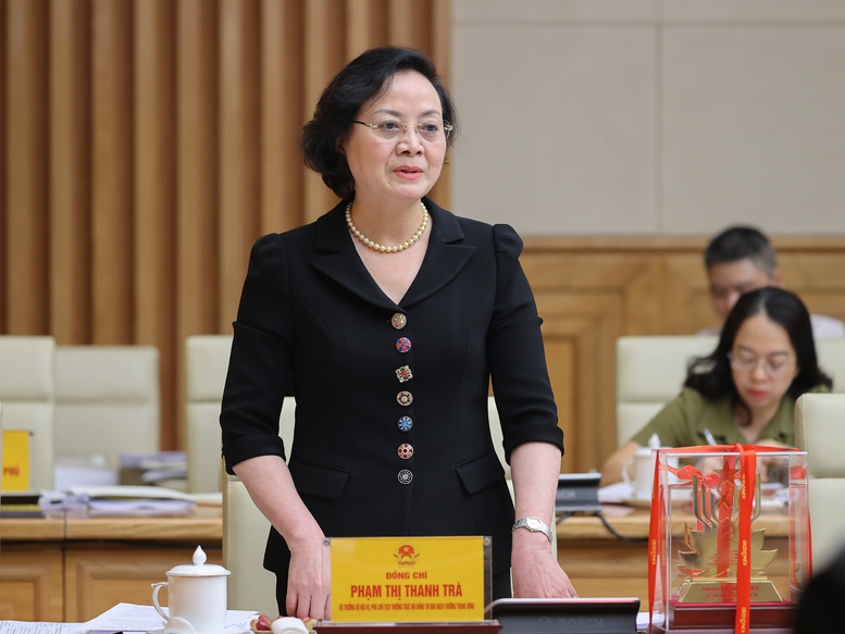 Bộ trưởng Bộ Nội vụ Phạm Thị Thanh Trà, Phó Chủ tịch Thường trực Hội đồng phát biểu- Ảnh: VGP/Nhật Bắc

