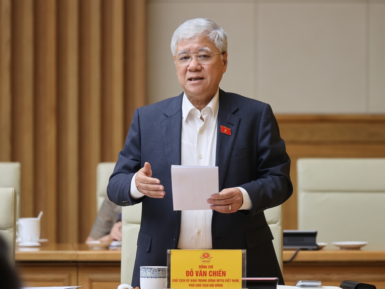 Ủy viên Bộ Chính trị, Bí thư Trung ương Đảng, Chủ tịch Ủy ban Trung ương Mặt trận Tổ quốc Việt Nam Đỗ Văn Chiến, Phó Chủ tịch Hội đồng phát biểu- Ảnh: VGP/Nhật Bắc

