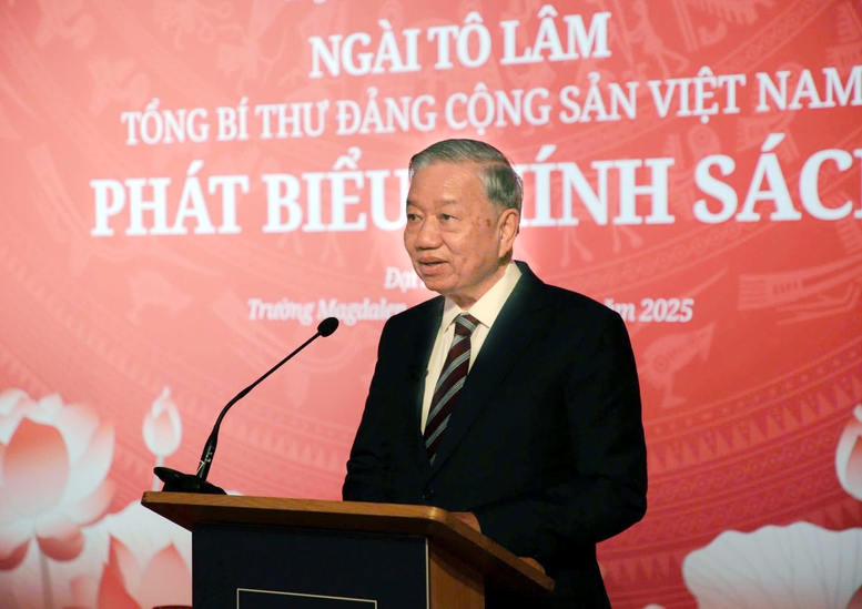 Tổng Bí thư Tô Lâm: Việt Nam đã lựa chọn một hướng đi rất rõ ràng: khoa học công nghệ, đổi mới sáng tạo, chuyển đổi số và kinh tế tri thức sẽ là động lực tăng trưởng chủ yếu trong giai đoạn tới.