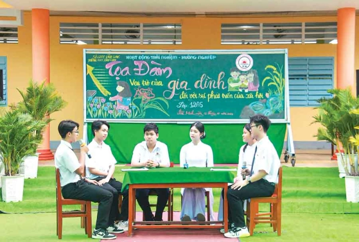 Định hướng phát triển phẩm chất, năng lực toàn diện cho học sinh