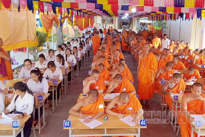 Rạng rỡ phum sóc đón lễ Sêne Đôlta