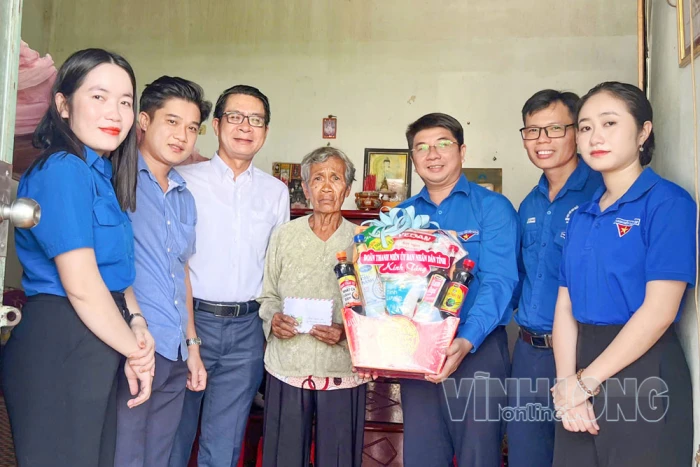 Đổi mới hoạt động đoàn, phát huy thế mạnh tuổi trẻ