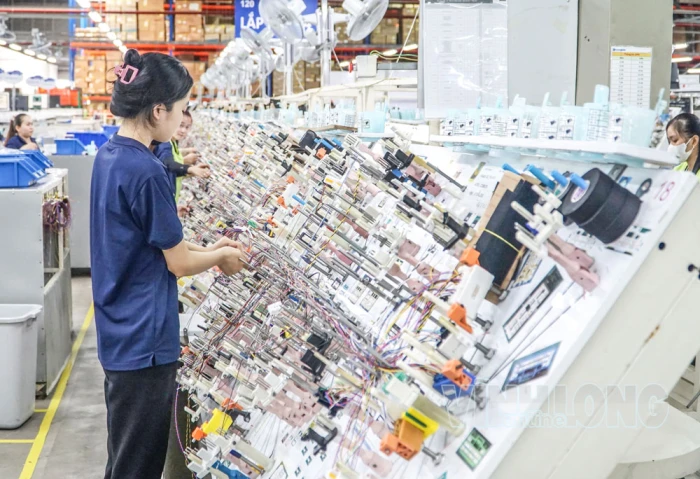 Công nghiệp tăng tốc, tạo động lực cho tăng trưởng