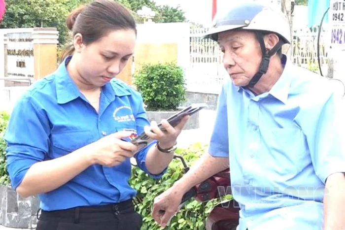 Phú Túc đưa chuyển đổi số đến gần dân