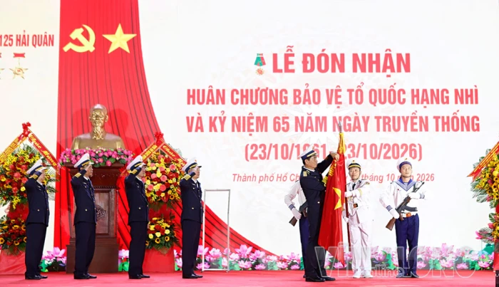 Huyền thoại Đoàn tàu không số bản hùng ca bất tử giữa trùng khơi