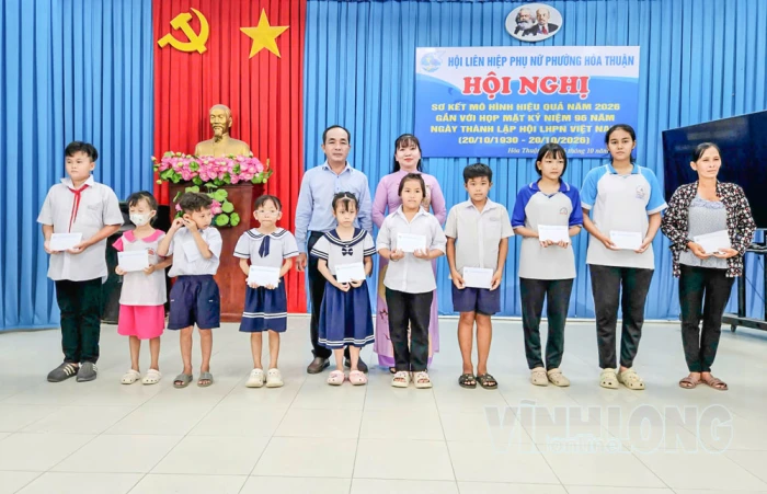 Phụ nữ Hòa Thuận đưa việc học và làm theo Bác vào cuộc sống