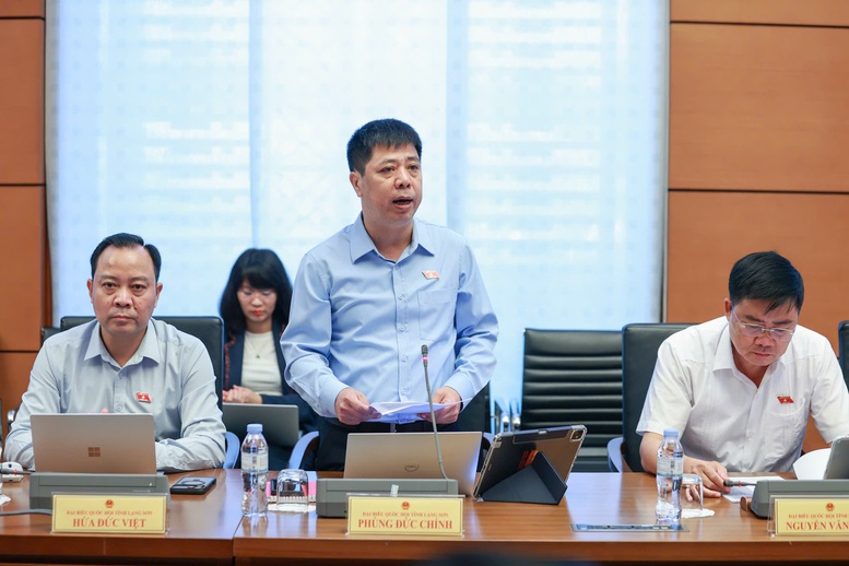 Đại biểu Phùng Đức Chính (tỉnh Lạng Sơn) nêu ý kiến - Ảnh: chinhphu.vn/Nhật Bắc