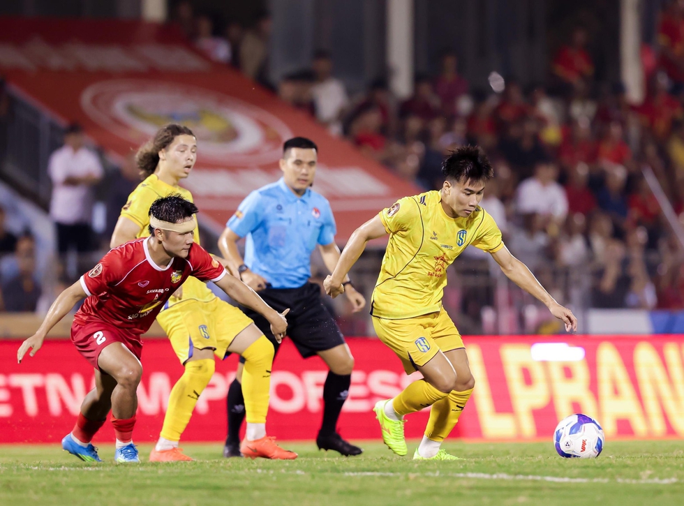 Quang Vinh (bìa phải) ngày càng trưởng thành.

Ảnh: Minh Tú

