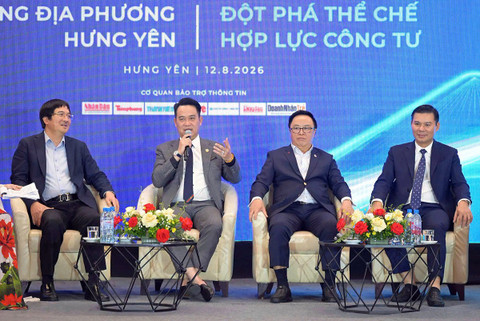 Đại diện Trung ương Hội Doanh nhân trẻ, các bộ, ngành, đơn vị và chuyên gia tại phiên đối thoại địa phương VPSF 2026 tại Hưng Yên. (Ảnh: Ban Tổ chức VPFS cung cấp)
