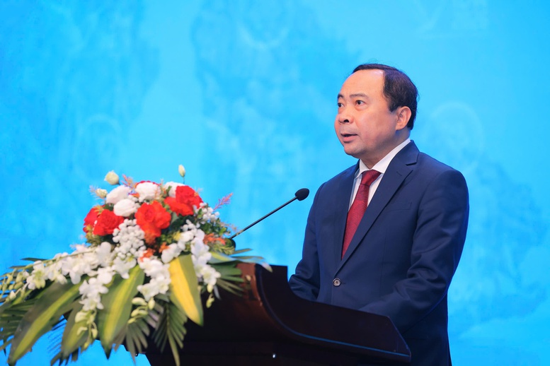 Bộ trưởng Bộ Khoa học và Công nghệ Vũ Hải Quân phát biểu khai mạc hội nghị bàn tròn Bộ trưởng
