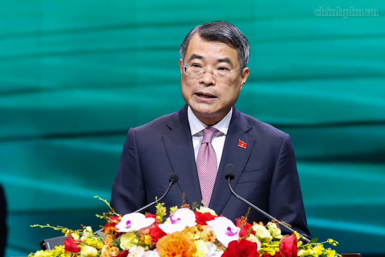 Thủ tướng Lê Minh Hưng phát biểu tại lễ công bố sản phẩm đạt Thương hiệu quốc gia Việt Nam lần thứ 10 năm 2026 - Ảnh: chinhphu.vn/Nhật Bắc