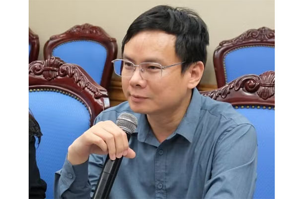 Phó Cục trưởng Cục Chuyển đổi số Nguyễn Công Thành trao đổi về chuyển đổi số tại Việt Nam. (Ảnh: Đại sứ quán Pháp tại Việt Nam)
