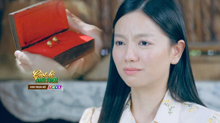 Hạ Anh tái xuất màn ảnh nhỏ: Mặt mộc vẫn gây thương nhớ trong “Giọt Lệ Kim Tiền”