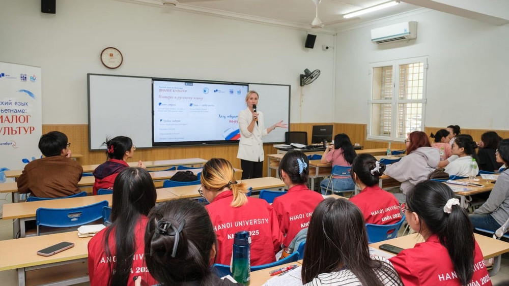 Các hoạt động trực tiếp trong khuôn khổ dự án diễn ra từ ngày 6-16/10 tại các trường phổ thông và đại học hàng đầu của Việt Nam. (Ảnh: XUÂN HƯNG)
