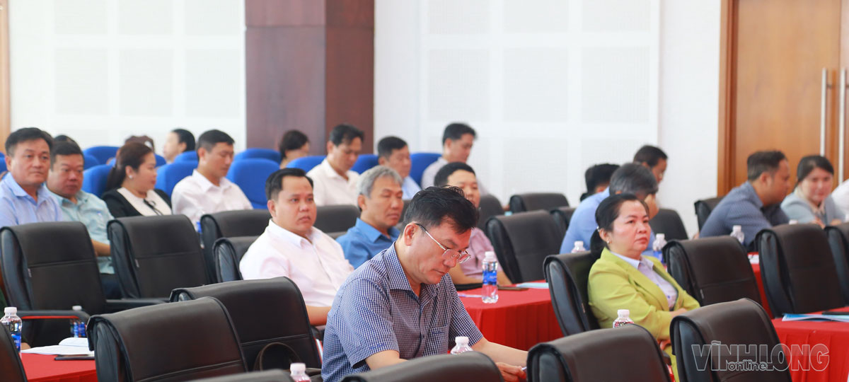 Đại biểu dự tập huấn công tác tuyên truyền miệng, báo cáo viên và cộng tác viên dư luận xã hội.
